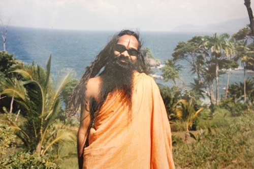 Arbeit in Fiji und das Gefühl des Gurus in Indien - 20 May 12