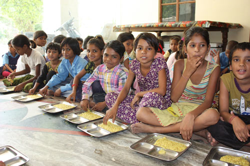 Kastendiskrimination in indischen Schulen - Gleichheit in unserer Schule! - 17 Jul 12