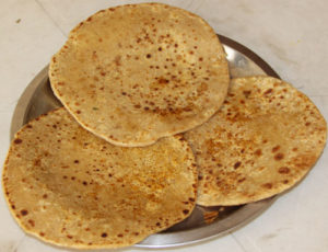 Read more about the article Meetha Parantha – Recipe for Sweet Indian Bread – 15 Mar 14