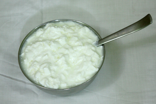 Easy Recipe for tasty homemade Yoghurt - 15 Nov 14