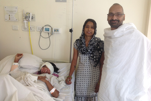 Read more about the article Monika’s second Surgery: her left Eye, right Arm and right Breast – 26 May 15