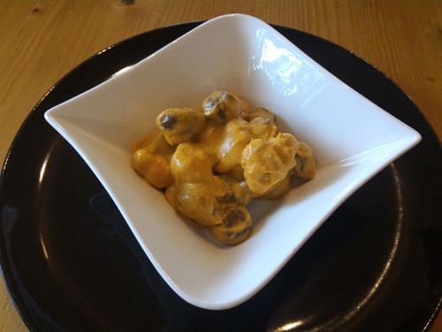 Read more about the article Recipe for Gobhi Mushroom in Cashew Tomato Gravy – 30 Apr 16