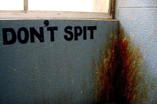 Read more about the article The ugly Indian Habit of spitting anywhere they want – 21 Sep 16