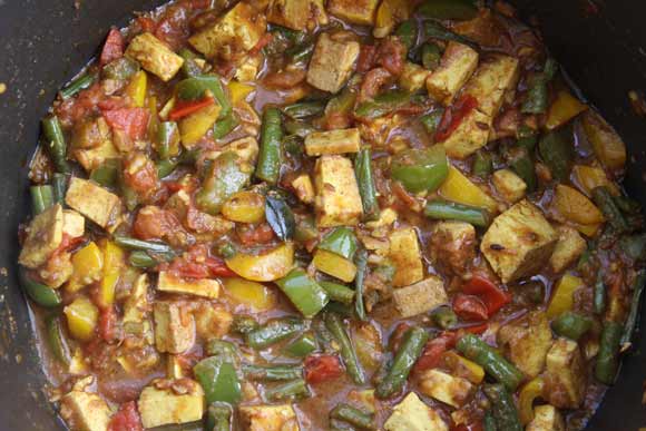 Ayurvedic Mixed Vegetable Recipe - Bell Peppers, Beans and Tofu in Tomato - 23 Jul 11